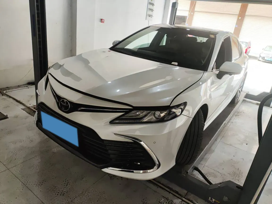 2021 Toyota Camry 2.5L 209HP L4 8AT,autocango,china used car exporter,china ev exporter,chinese used car exporter,chinese used ev exporter
