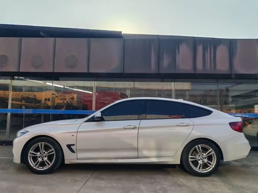 2020 BMW 3 Series GT 2.0T 184HP L4 8AT,autocango,china used car exporter,china ev exporter,chinese used car exporter,chinese used ev exporter