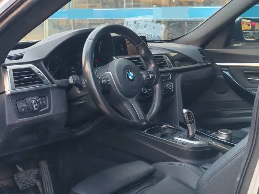 2020 BMW 3 Series GT 2.0T 184HP L4 8AT,autocango,china used car exporter,china ev exporter,chinese used car exporter,chinese used ev exporter