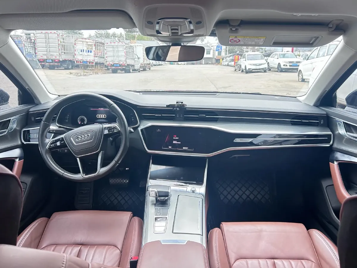 2023 Audi A6L 2.0T 245HP L4 7DCT,autocango,china used car exporter,china ev exporter,chinese used car exporter,chinese used ev exporter