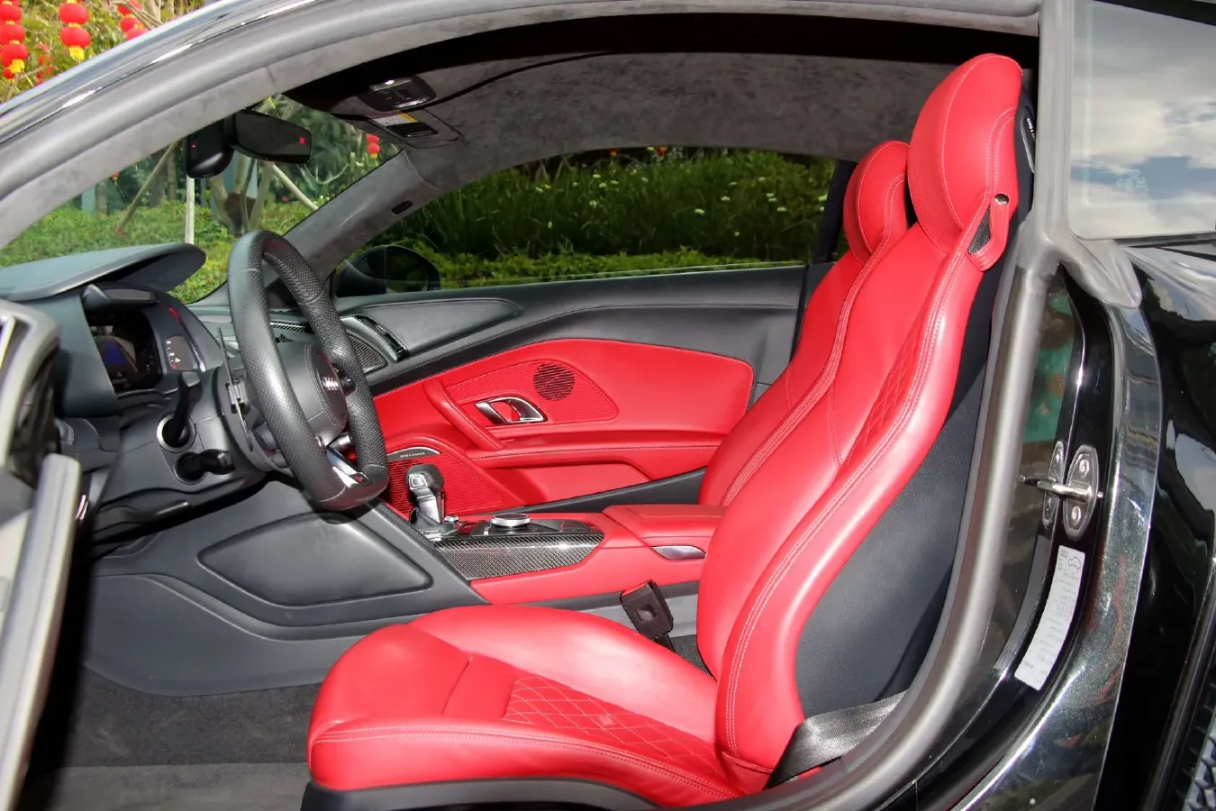 2021 Audi R8 5.2L 620HP V10 7DCT,autocango,china used car exporter,china ev exporter,chinese used car exporter,chinese used ev exporter