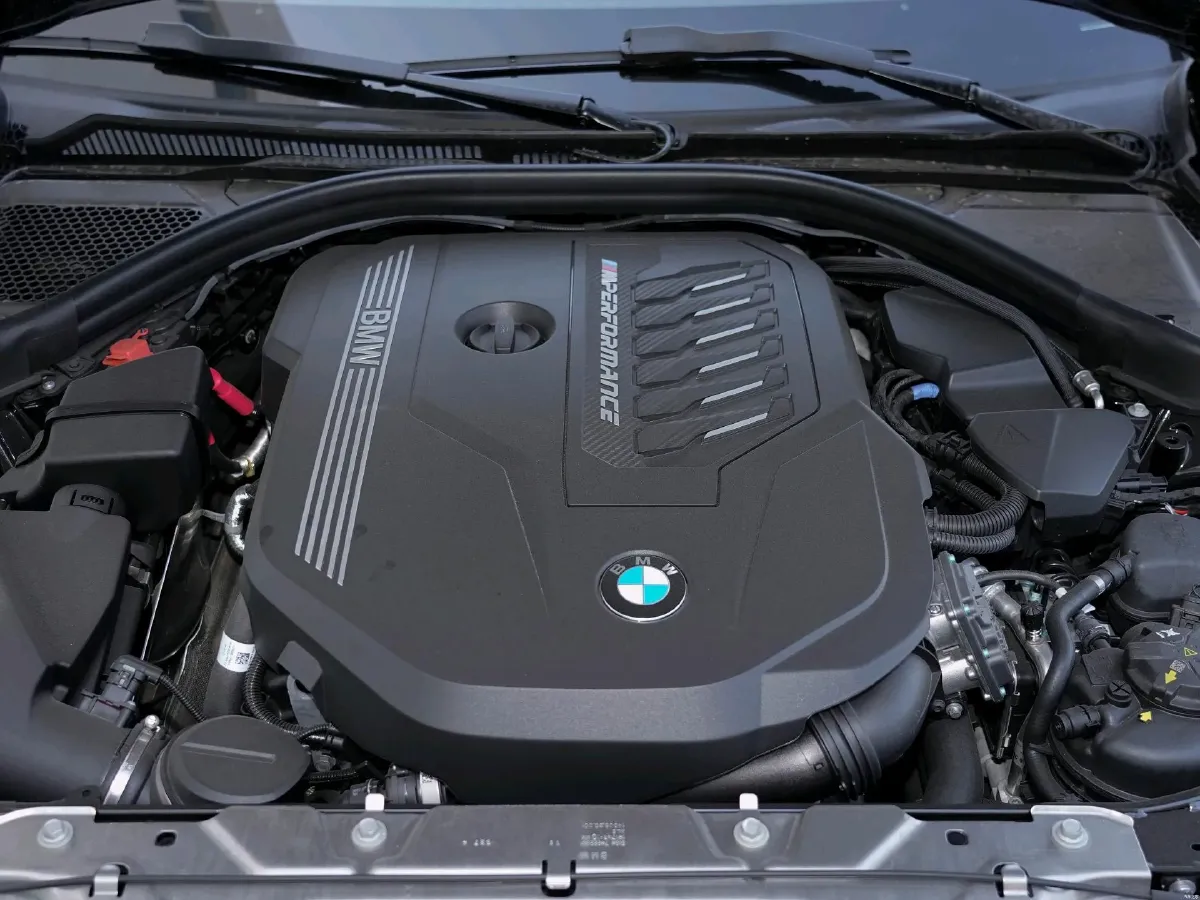 2024 BMW 2.0T 300HP L4 7DCT,autocango,china used car exporter,china ev exporter,chinese used car exporter,chinese used ev exporter