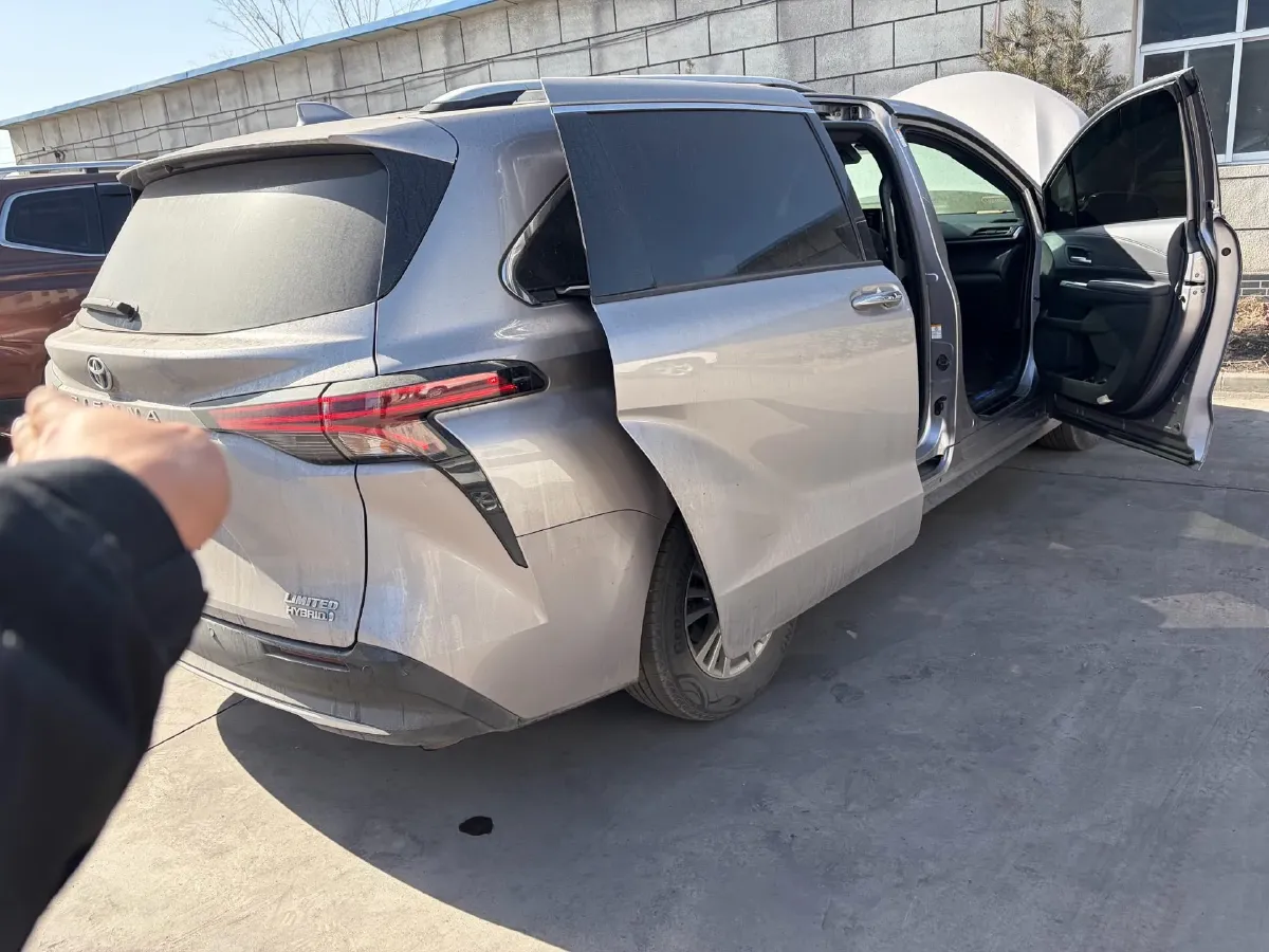 2021 Toyota Sienna 2.5L 192HP L4 E-CVT Hybrid,autocango,china used car exporter,china ev exporter,chinese used car exporter,chinese used ev exporter