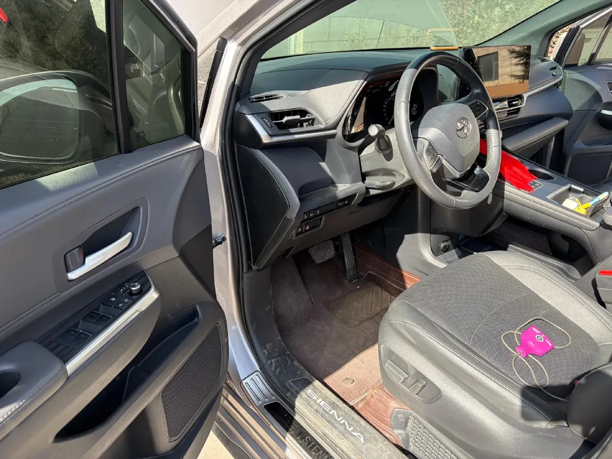 2021 Toyota Sienna 2.5L 192HP L4 E-CVT Hybrid,autocango,china used car exporter,china ev exporter,chinese used car exporter,chinese used ev exporter