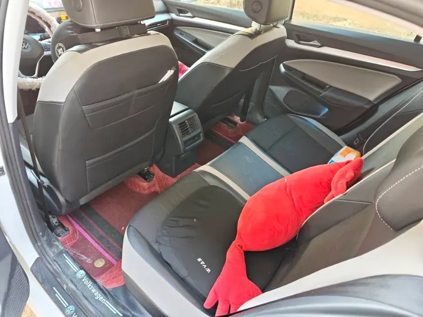 2023 Volkswagen Golf 1.4T 150HP L4 7DCT,autocango,china used car exporter,china ev exporter,chinese used car exporter,chinese used ev exporter