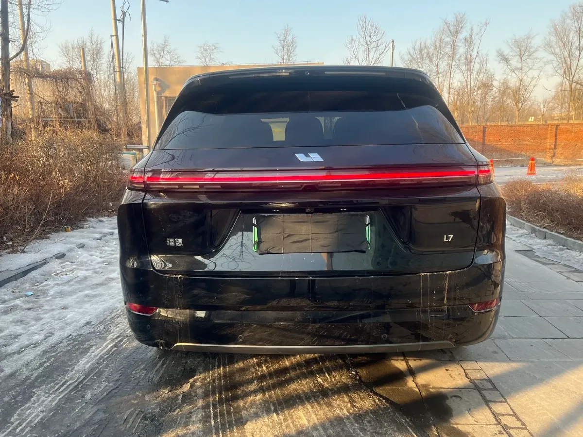 2024 Li L7 Range Extended 154HP REEV 42.8KWH,autocango,china used car exporter,china ev exporter,chinese used car exporter,chinese used ev exporter