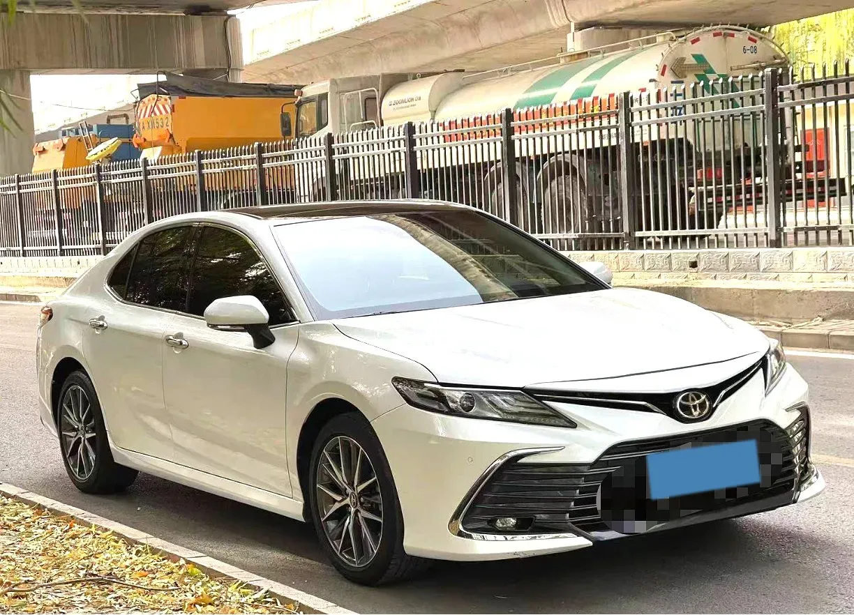 2021 Toyota Camry 2.5L 209HP L4 8AT,autocango,china used car exporter,china ev exporter,chinese used car exporter,chinese used ev exporter