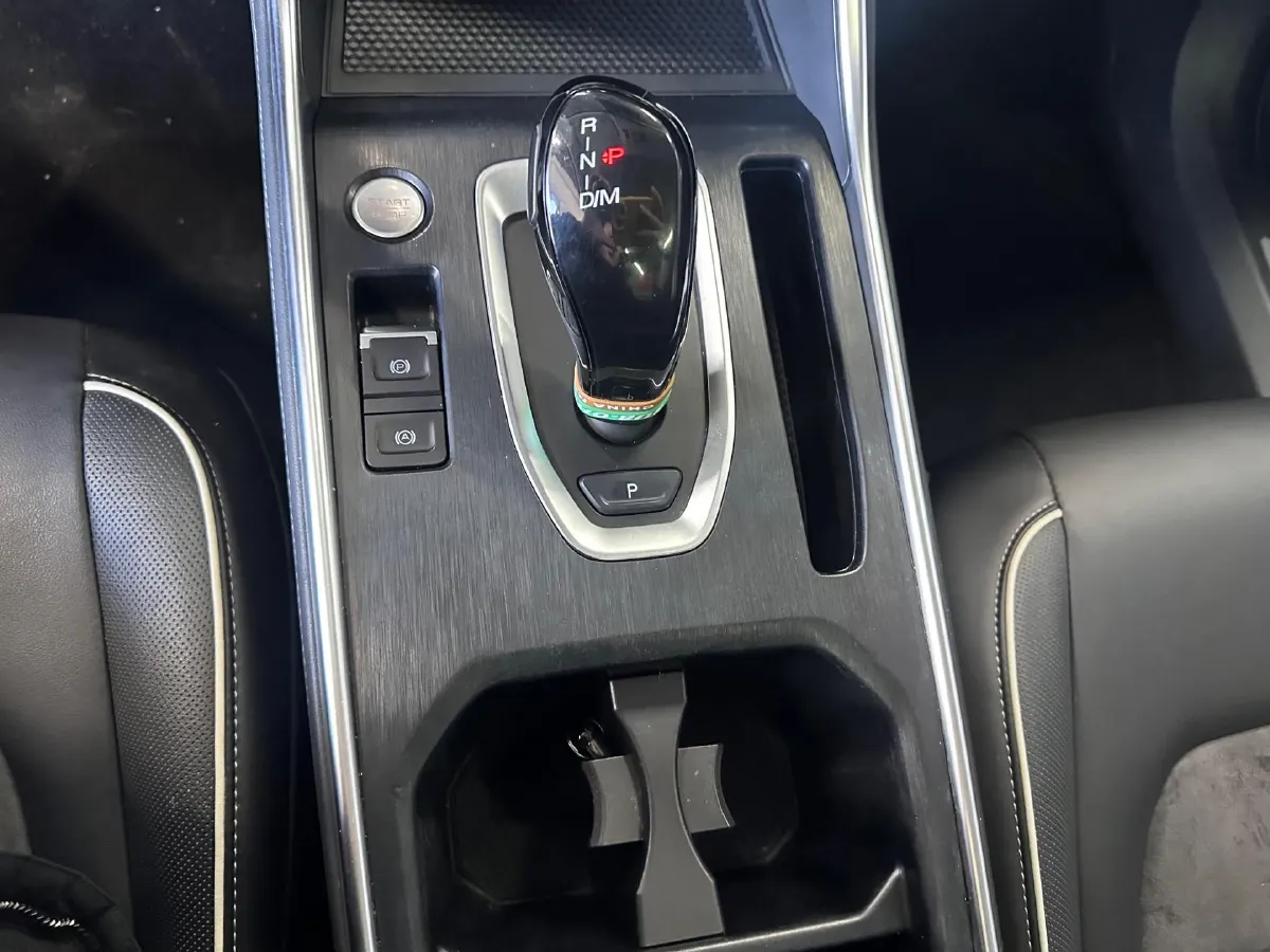 2021 Haval H6 1.5T 150HP L4 7DCT,autocango,china used car exporter,china ev exporter,chinese used car exporter,chinese used ev exporter