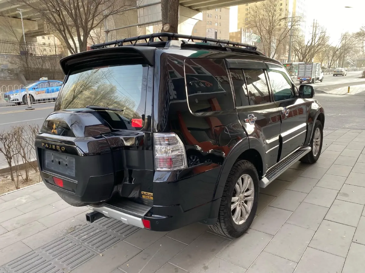 2017 Honda Jade 1.8L 141HP L4 5AT,autocango,china used car exporter,china ev exporter,chinese used car exporter,chinese used ev exporter