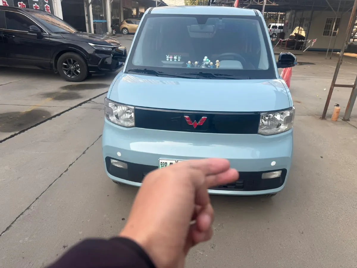 2020 WuLing HongGuang MINI EV BEV 9KWH,autocango,china used car exporter,china ev exporter,chinese used car exporter,chinese used ev exporter