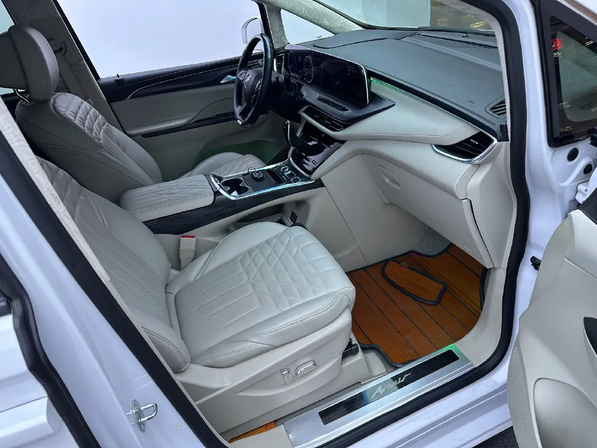 2022 Buick GL8 2.0T 237HP L4 9AT,autocango,china used car exporter,china ev exporter,chinese used car exporter,chinese used ev exporter