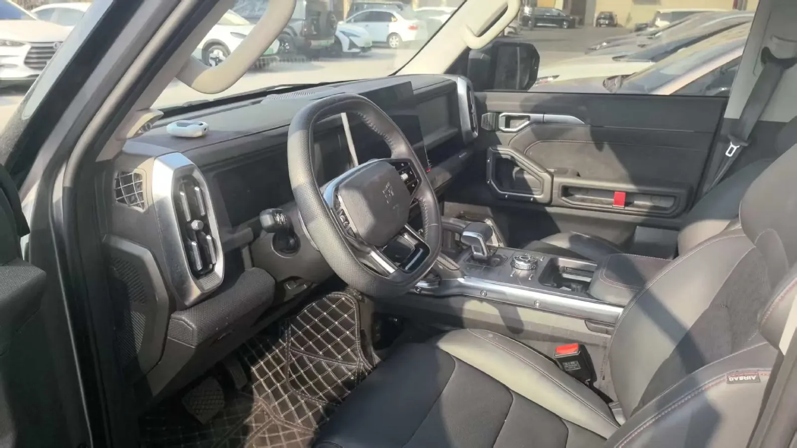 2023 Jetour Traveller 1.5T 184HP L4 7DCT,autocango,china used car exporter,china ev exporter,chinese used car exporter,chinese used ev exporter