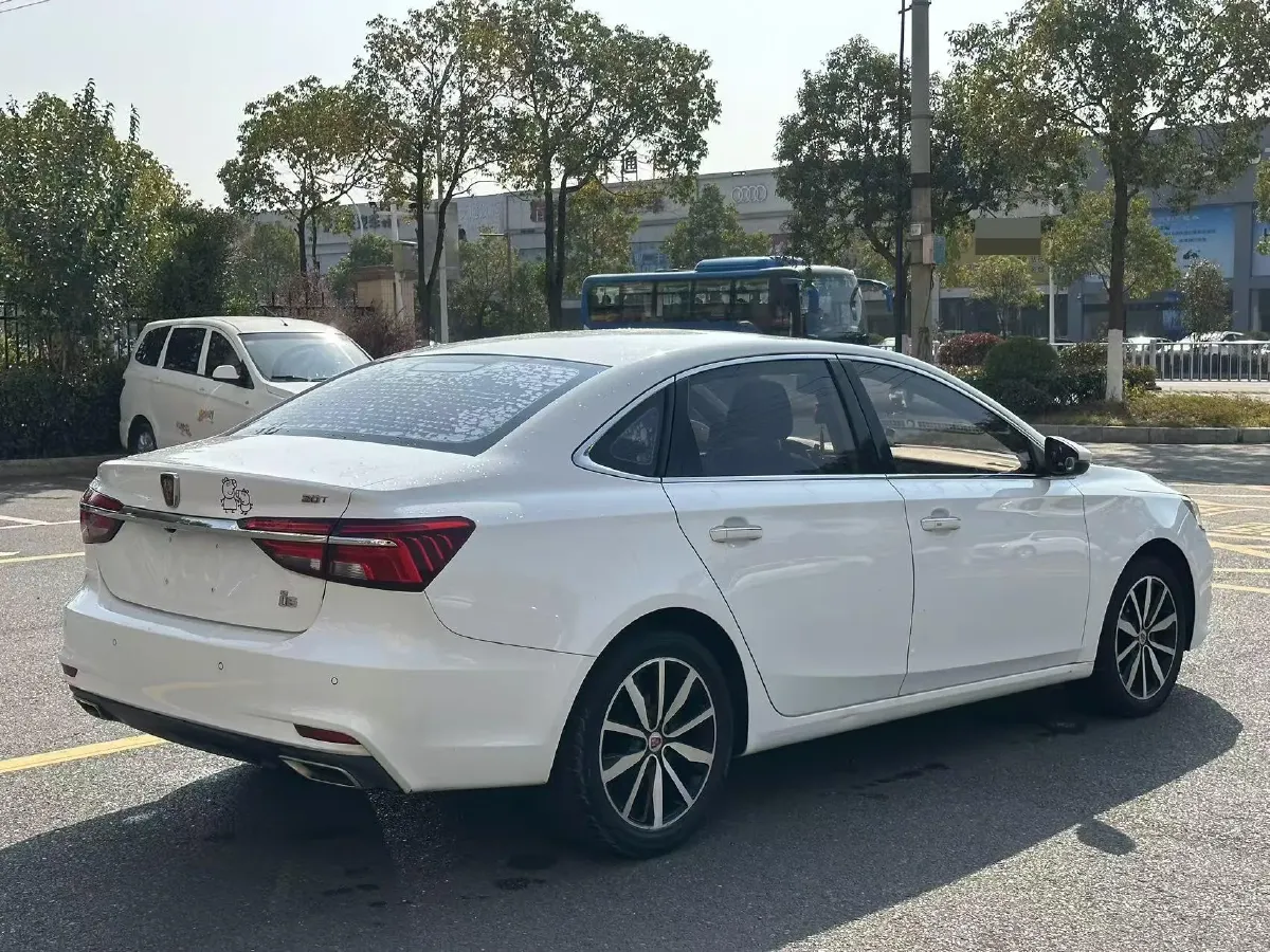 2017 Roewe i6 1.5T 169HP L4 7DCT,autocango,china used car exporter,china ev exporter,chinese used car exporter,chinese used ev exporter