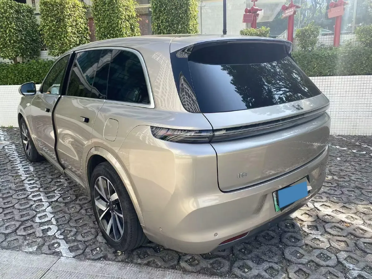 2023 Li L7 Range Extended 154HP REEV 40.9KWH,autocango,china used car exporter,china ev exporter,chinese used car exporter,chinese used ev exporter