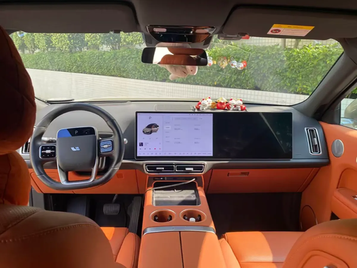 2023 Li L7 Range Extended 154HP REEV 40.9KWH,autocango,china used car exporter,china ev exporter,chinese used car exporter,chinese used ev exporter