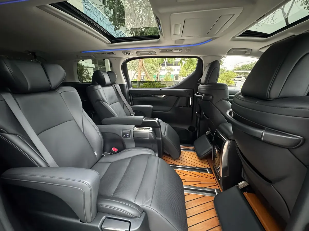 2020 Toyota Vellfire 2.5L 117HP L4 E-CVT Hybrid,autocango,china used car exporter,china ev exporter,chinese used car exporter,chinese used ev exporter