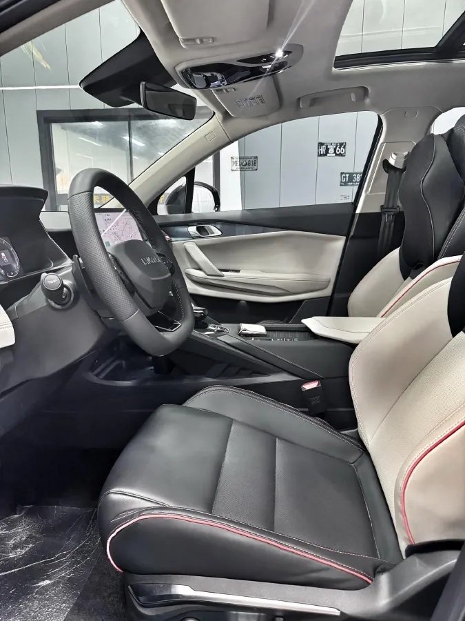 2023 LYNK&CO 06 1.5T 181HP L4 7DCT,autocango,china used car exporter,china ev exporter,chinese used car exporter,chinese used ev exporter