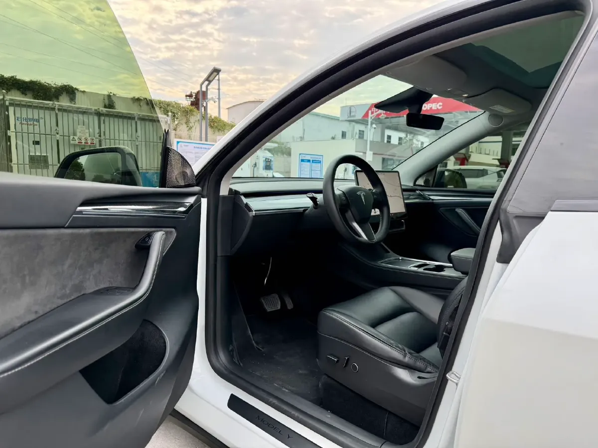 2021 Tesla Model Y BEV 60KWH,autocango,china used car exporter,china ev exporter,chinese used car exporter,chinese used ev exporter