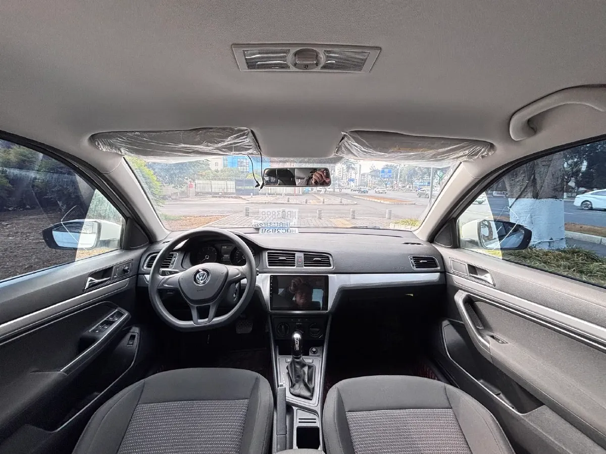 2017 Volkswagen Lavida 1.6L 110HP L4 6AT,autocango,china used car exporter,china ev exporter,chinese used car exporter,chinese used ev exporter