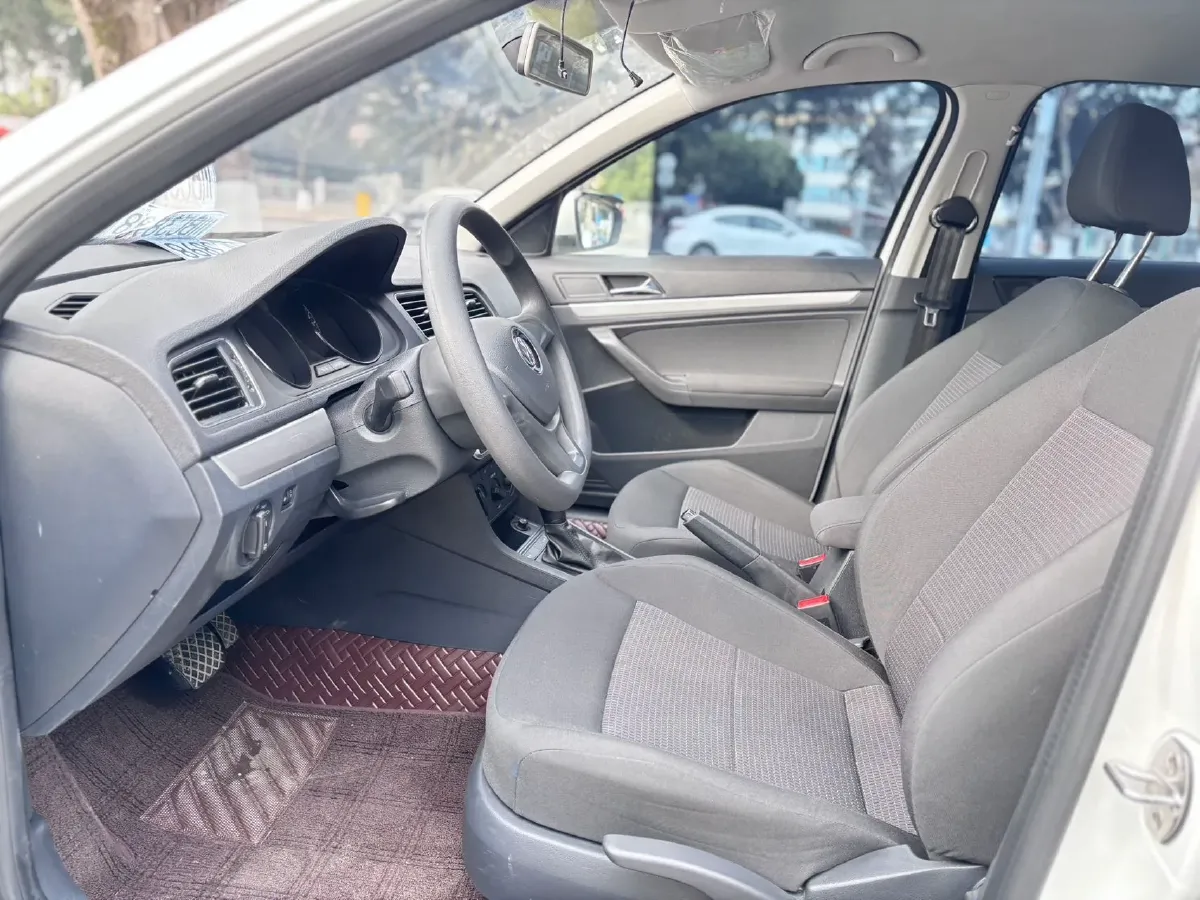 2017 Volkswagen Lavida 1.6L 110HP L4 6AT,autocango,china used car exporter,china ev exporter,chinese used car exporter,chinese used ev exporter