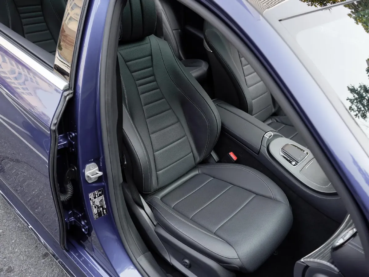 2021 Mercedes-Benz E Class 2.0T 211HP L4 9AT PHEV 25.4KWH,autocango,china used car exporter,china ev exporter,chinese used car exporter,chinese used ev exporter