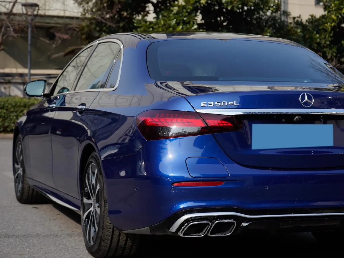 2021 Mercedes-Benz E Class 2.0T 211HP L4 9AT PHEV 25.4KWH,autocango,china used car exporter,china ev exporter,chinese used car exporter,chinese used ev exporter