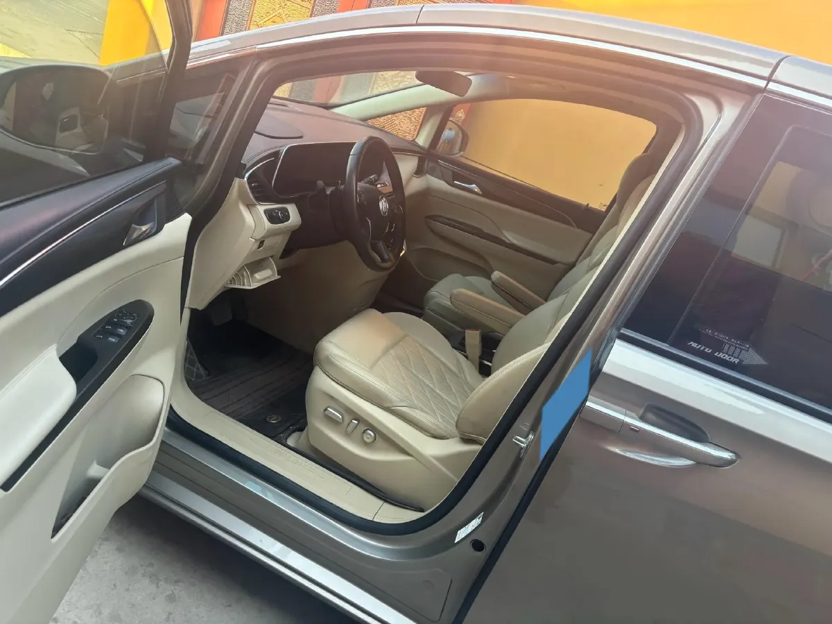 2023 Buick GL8 2.0T 237HP L4 9AT,autocango,china used car exporter,china ev exporter,chinese used car exporter,chinese used ev exporter