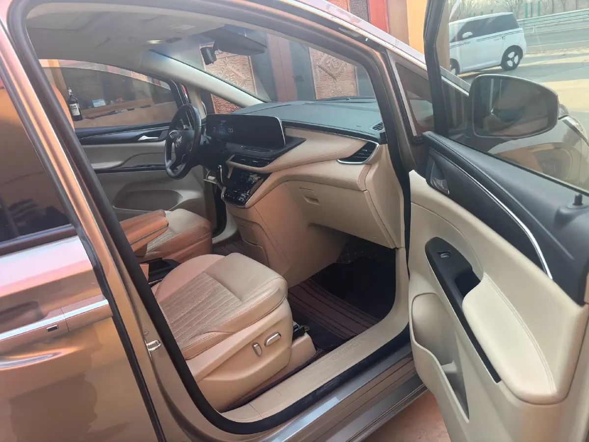 2023 Buick GL8 2.0T 237HP L4 9AT,autocango,china used car exporter,china ev exporter,chinese used car exporter,chinese used ev exporter