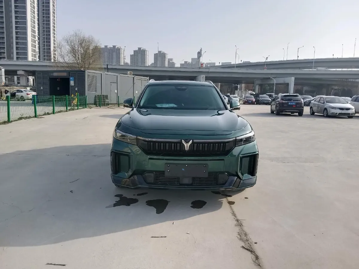 2024 Voyah FREE 1.5T 150HP L4 REEV 39.2KWH,autocango,china used car exporter,china ev exporter,chinese used car exporter,chinese used ev exporter