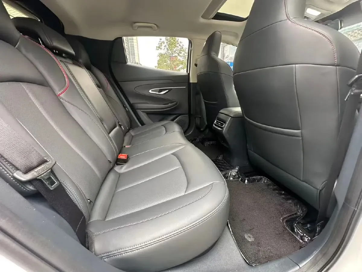 2022 ChangAn UNI-T 1.5T 188HP L4 7DCT,autocango,china used car exporter,china ev exporter,chinese used car exporter,chinese used ev exporter