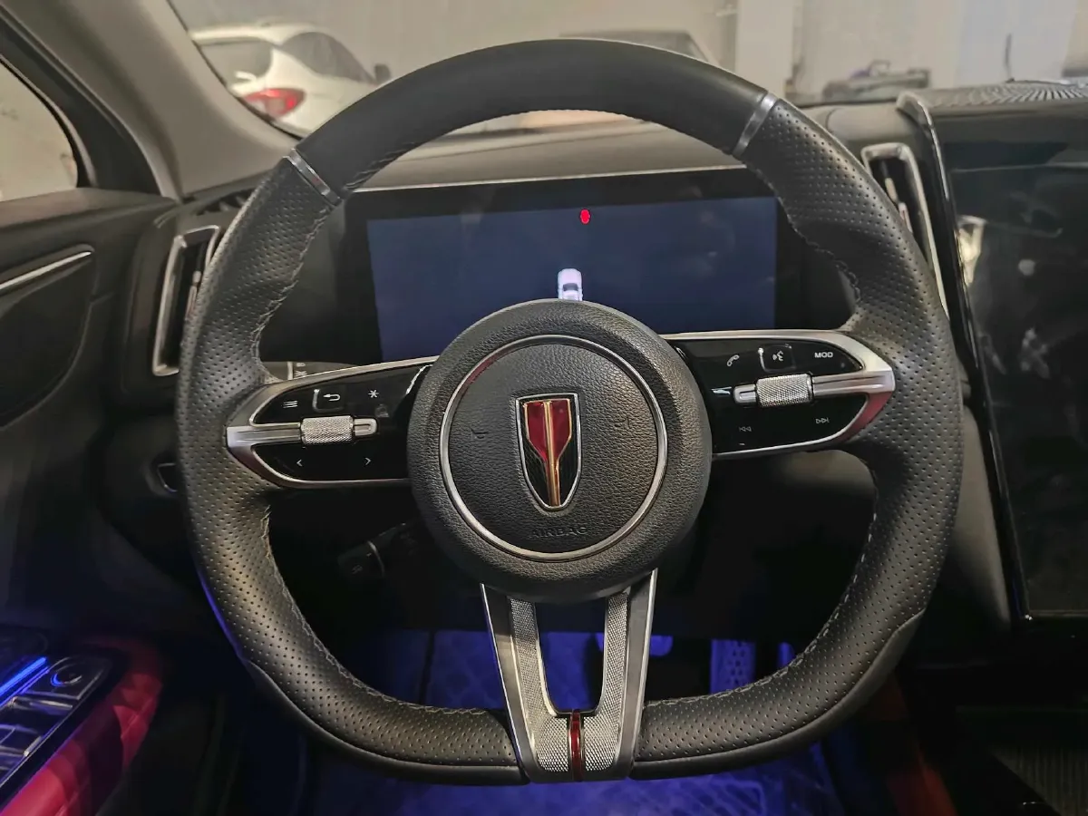 2024 HongQi HS3 1.5T 169HP L4 7DCT,autocango,china used car exporter,china ev exporter,chinese used car exporter,chinese used ev exporter