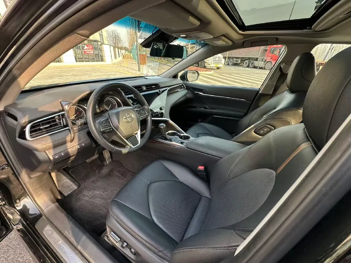 2019 Toyota Camry 2.0L 178HP L4 CVT,autocango,china used car exporter,china ev exporter,chinese used car exporter,chinese used ev exporter