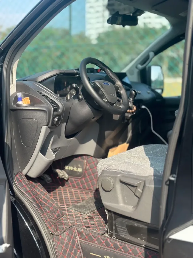 2019 Ford Transit 2.0T 121HP L4 5MT,autocango,china used car exporter,china ev exporter,chinese used car exporter,chinese used ev exporter