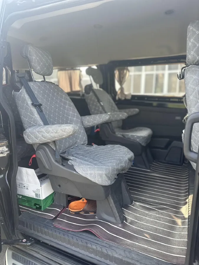 2019 Ford Transit 2.0T 121HP L4 5MT,autocango,china used car exporter,china ev exporter,chinese used car exporter,chinese used ev exporter