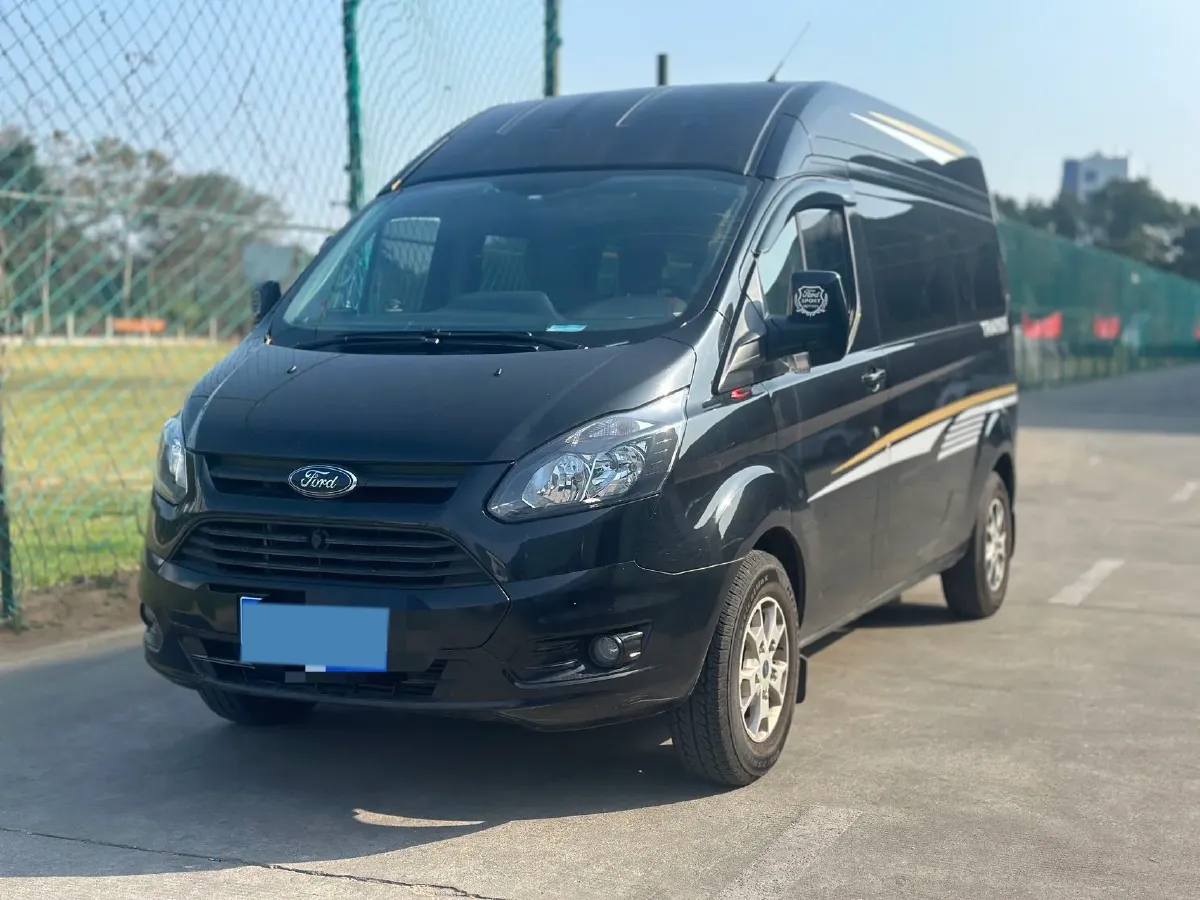 2019 Ford Transit 2.0T 121HP L4 5MT,autocango,china used car exporter,china ev exporter,chinese used car exporter,chinese used ev exporter