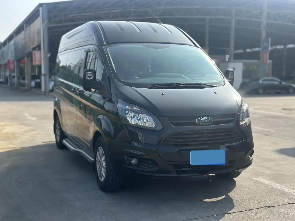 2019 Ford Transit 2.0T 121HP L4 5MT,autocango,china used car exporter,china ev exporter,chinese used car exporter,chinese used ev exporter