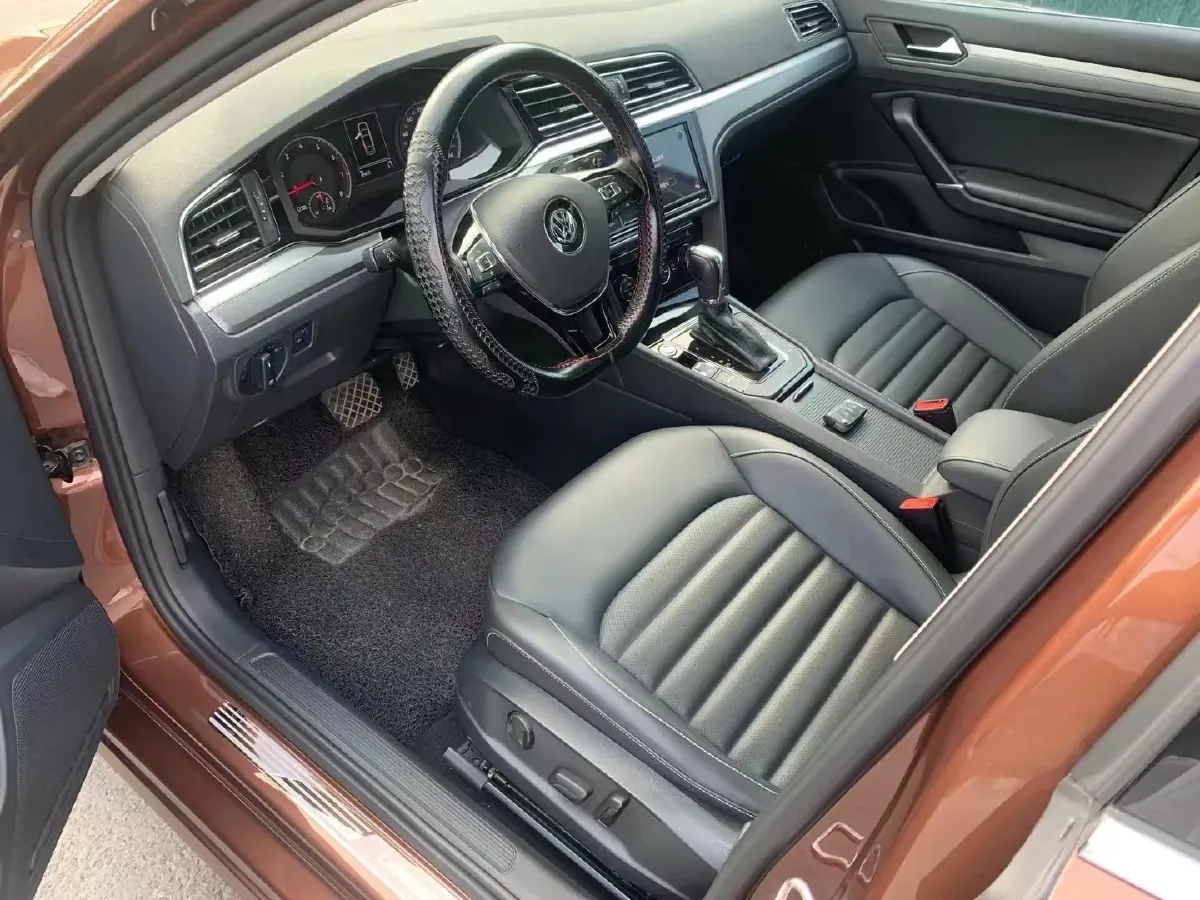 2019 Volkswagen Passat 1.4T 150HP L4 7DCT,autocango,china used car exporter,china ev exporter,chinese used car exporter,chinese used ev exporter