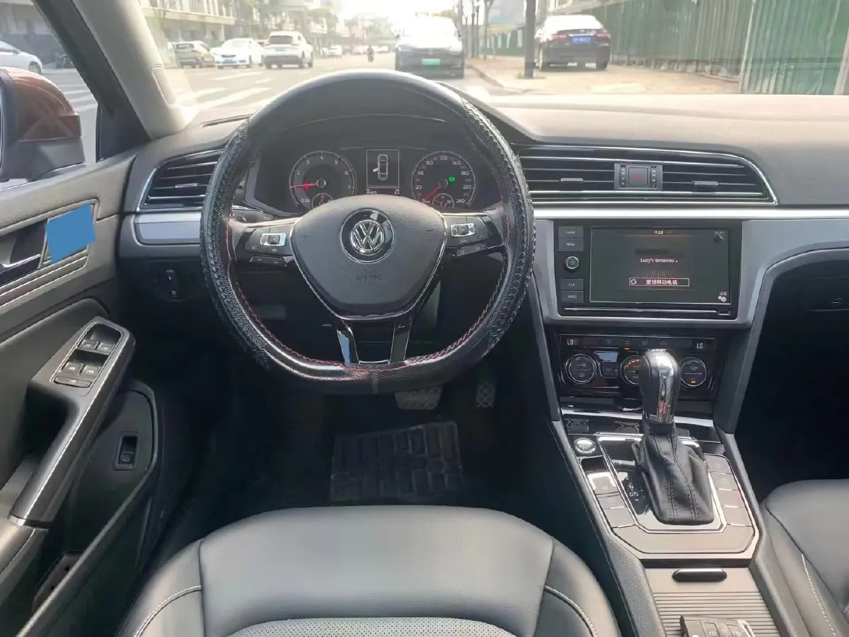 2019 Volkswagen Passat 1.4T 150HP L4 7DCT,autocango,china used car exporter,china ev exporter,chinese used car exporter,chinese used ev exporter