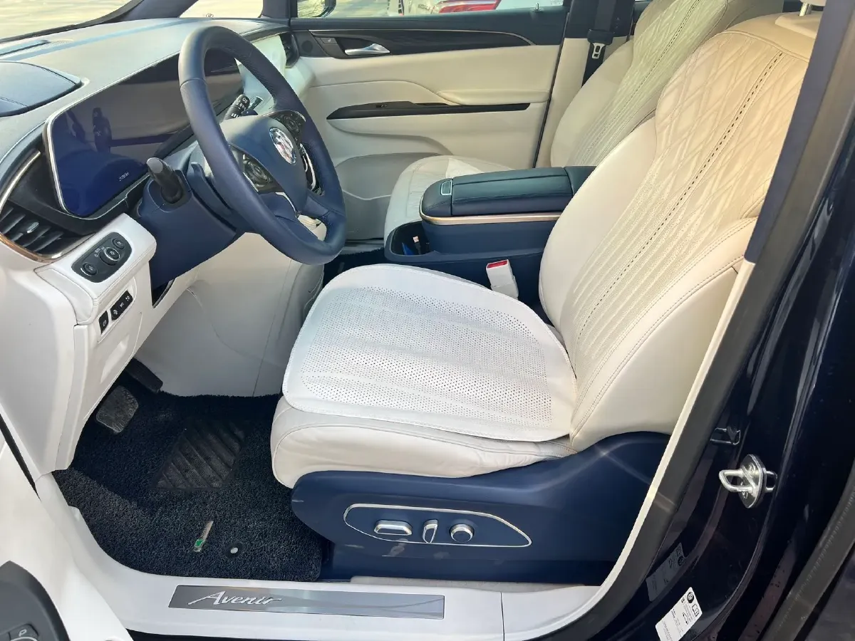 2020 Buick GL8 2.0T 237HP L4 9AT,autocango,china used car exporter,china ev exporter,chinese used car exporter,chinese used ev exporter