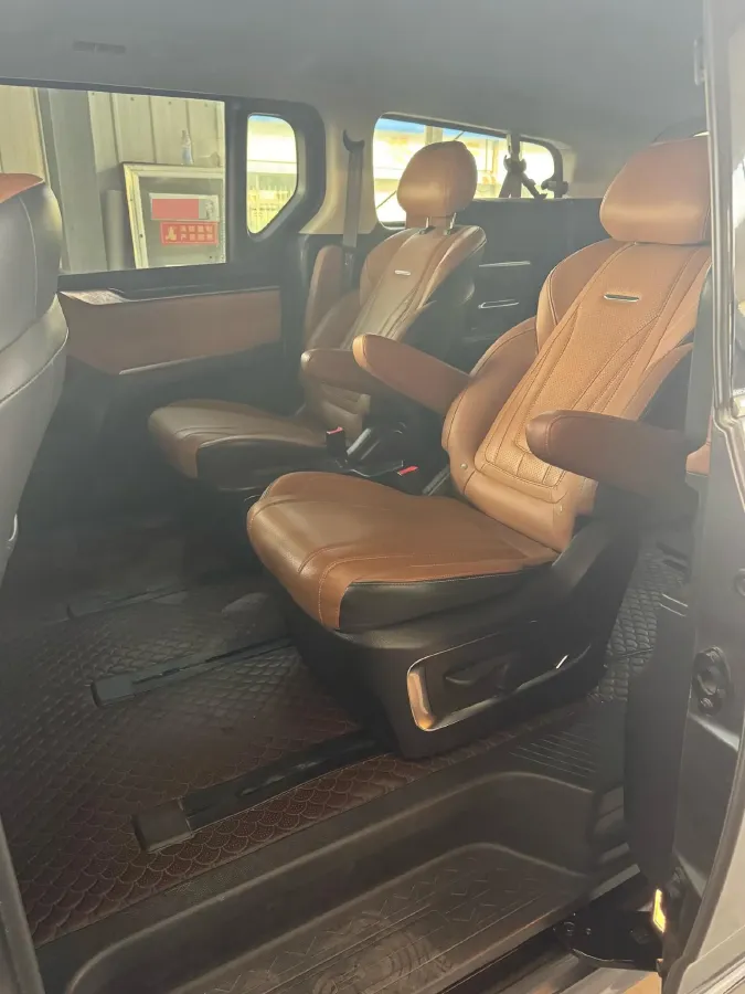 2021 MAXUS G20 2.0T 224HP L4 8AT,autocango,china used car exporter,china ev exporter,chinese used car exporter,chinese used ev exporter