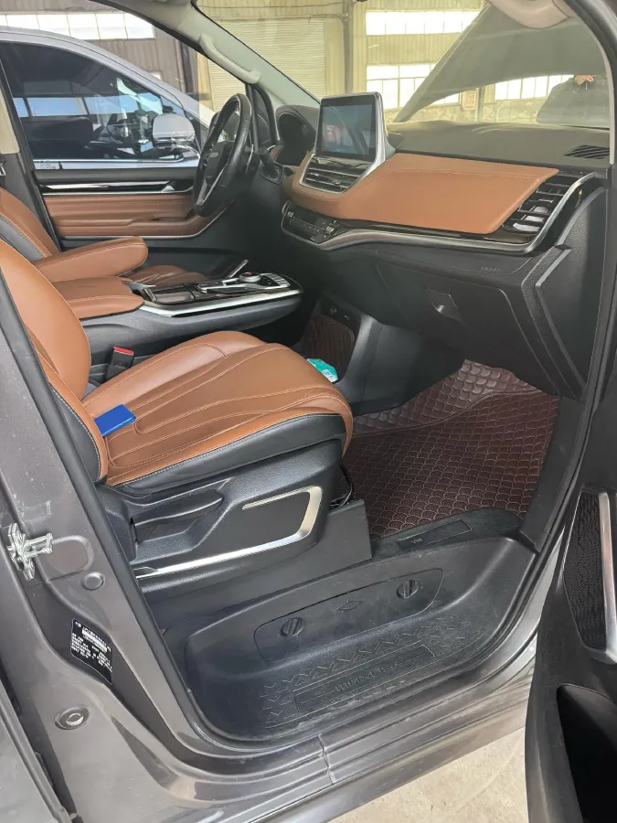 2021 MAXUS G20 2.0T 224HP L4 8AT,autocango,china used car exporter,china ev exporter,chinese used car exporter,chinese used ev exporter