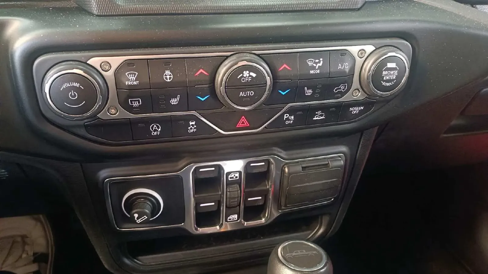 2022 Jeep Gladiator 3.6L 284HP V6 8AT,autocango,china used car exporter,china ev exporter,chinese used car exporter,chinese used ev exporter