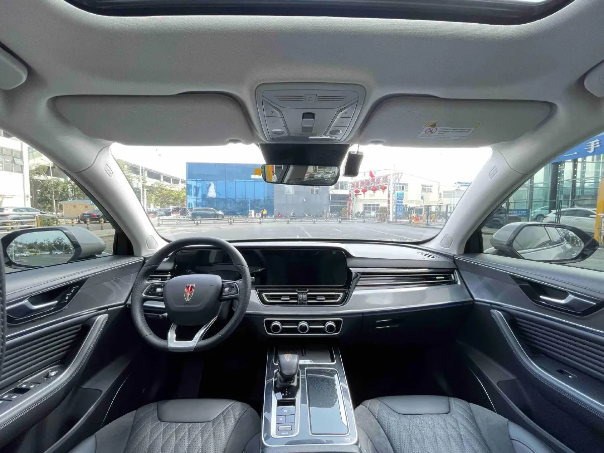 2023 HongQi HS5 2.0T 252HP L4 8AT,autocango,china used car exporter,china ev exporter,chinese used car exporter,chinese used ev exporter