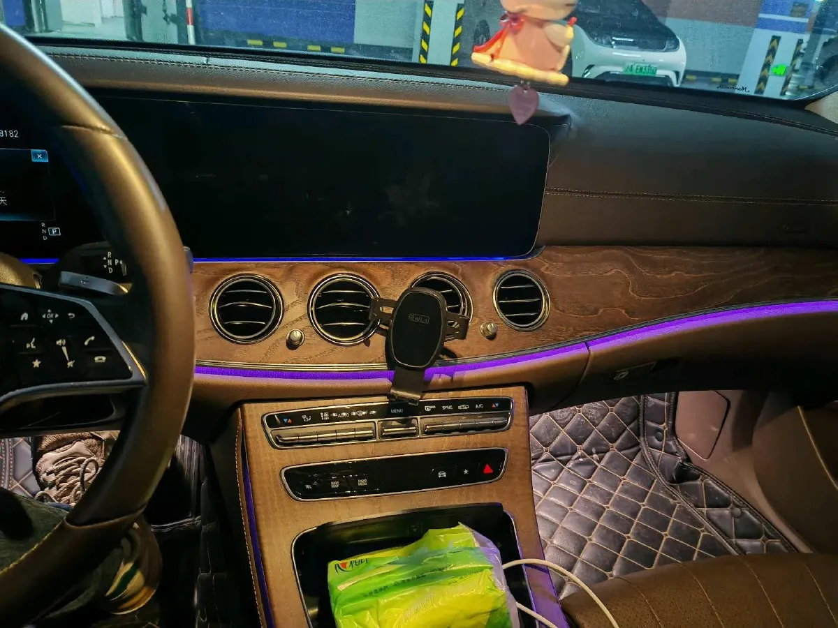 2022 Mercedes-Benz E Class 2.0T 258HP L4 9AT,autocango,china used car exporter,china ev exporter,chinese used car exporter,chinese used ev exporter