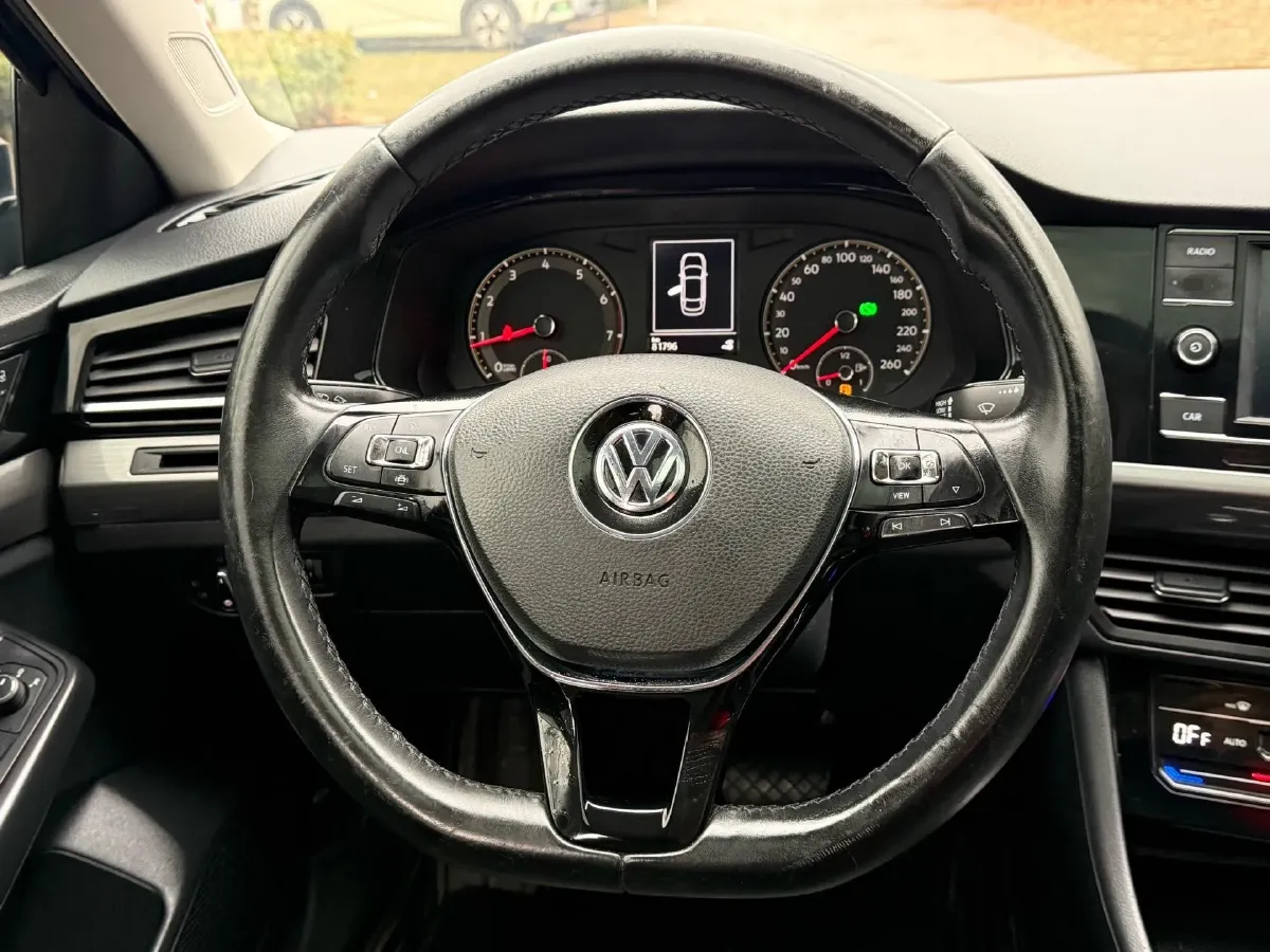 2020 Volkswagen Bora 1.5L 113HP L4 6AT,autocango,china used car exporter,china ev exporter,chinese used car exporter,chinese used ev exporter