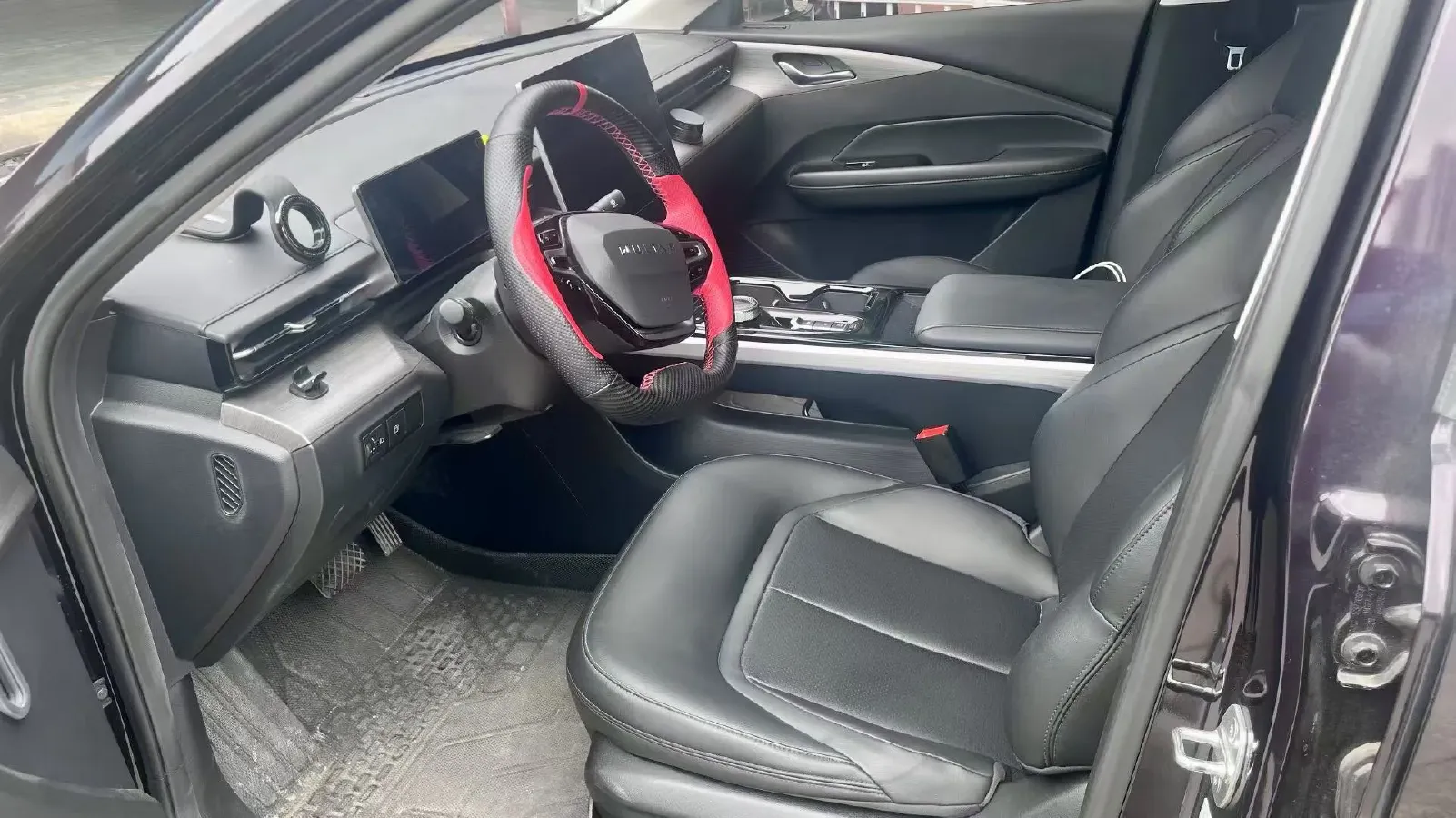 2023 WuLing XingGuang 1.5L 106HP L4 E-CVT PHEV 20.5KWH,autocango,china used car exporter,china ev exporter,chinese used car exporter,chinese used ev exporter