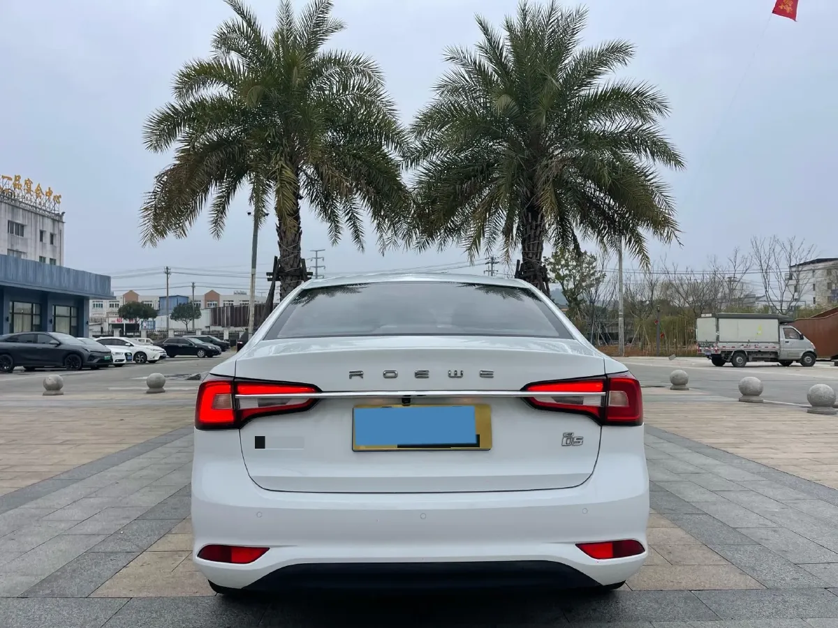 2019 Roewe i5 1.5L 120HP L4 CVT,autocango,china used car exporter,china ev exporter,chinese used car exporter,chinese used ev exporter