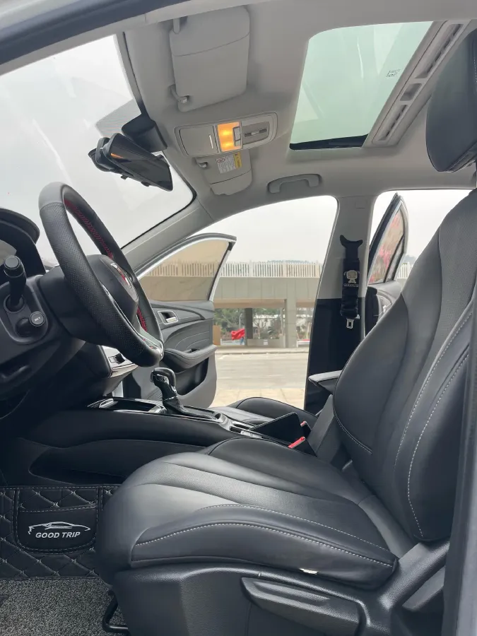 2019 Roewe i5 1.5L 120HP L4 CVT,autocango,china used car exporter,china ev exporter,chinese used car exporter,chinese used ev exporter