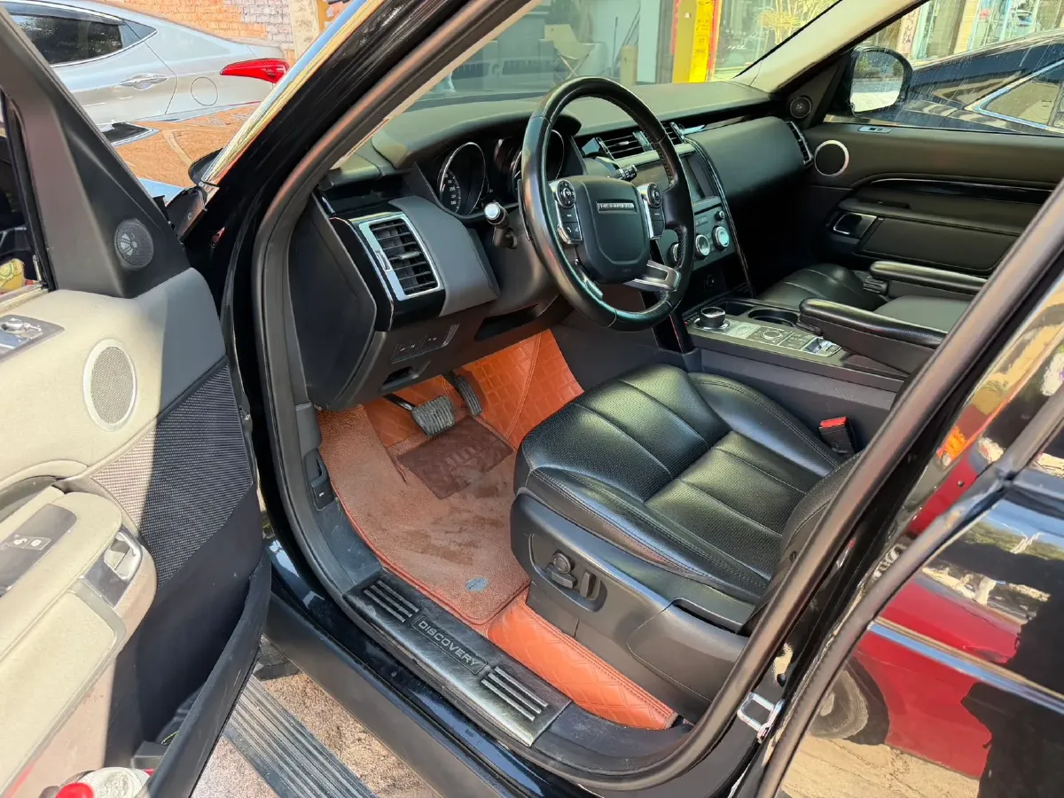 2018 Land Rover Discovery 3.0T 340HP V6 8AT,autocango,china used car exporter,china ev exporter,chinese used car exporter,chinese used ev exporter