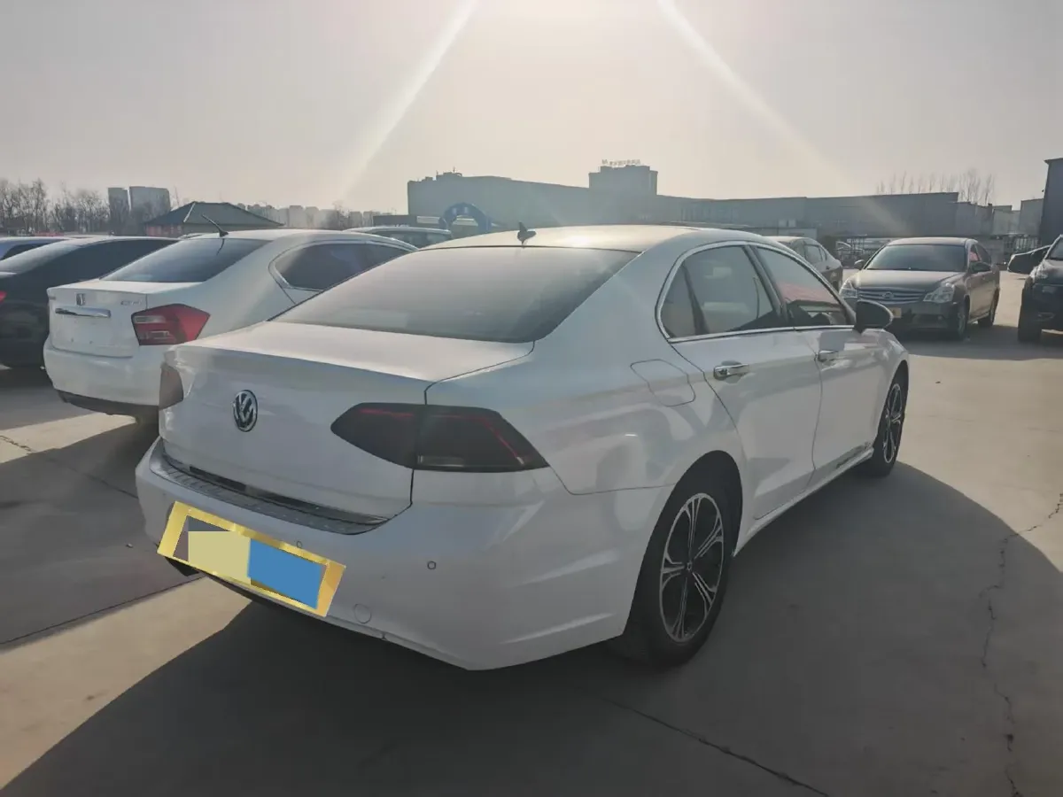 2017 Volkswagen Lamando 1.4T 131HP L4 7DCT,autocango,china used car exporter,china ev exporter,chinese used car exporter,chinese used ev exporter